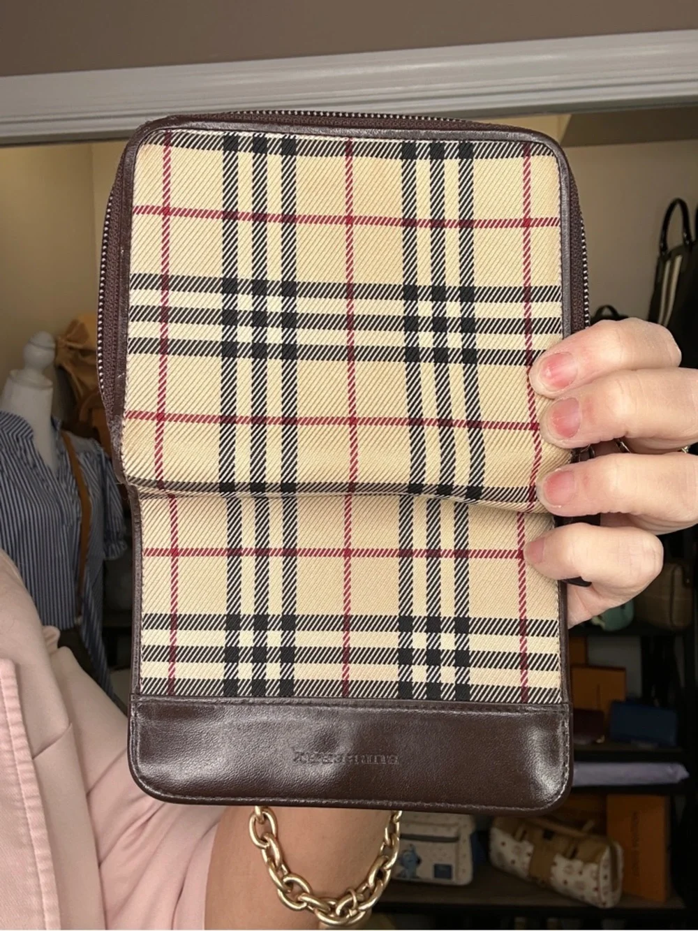 Authentic Burberry Nova Check wallet Canvas and Brown Leather Zip Wallet - Picture 7 of 11